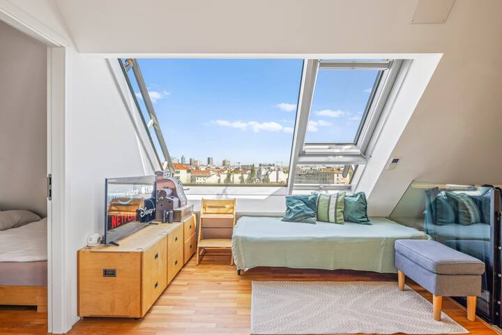 Panoramic city view, Loft next to city centre 2 gallery image 2