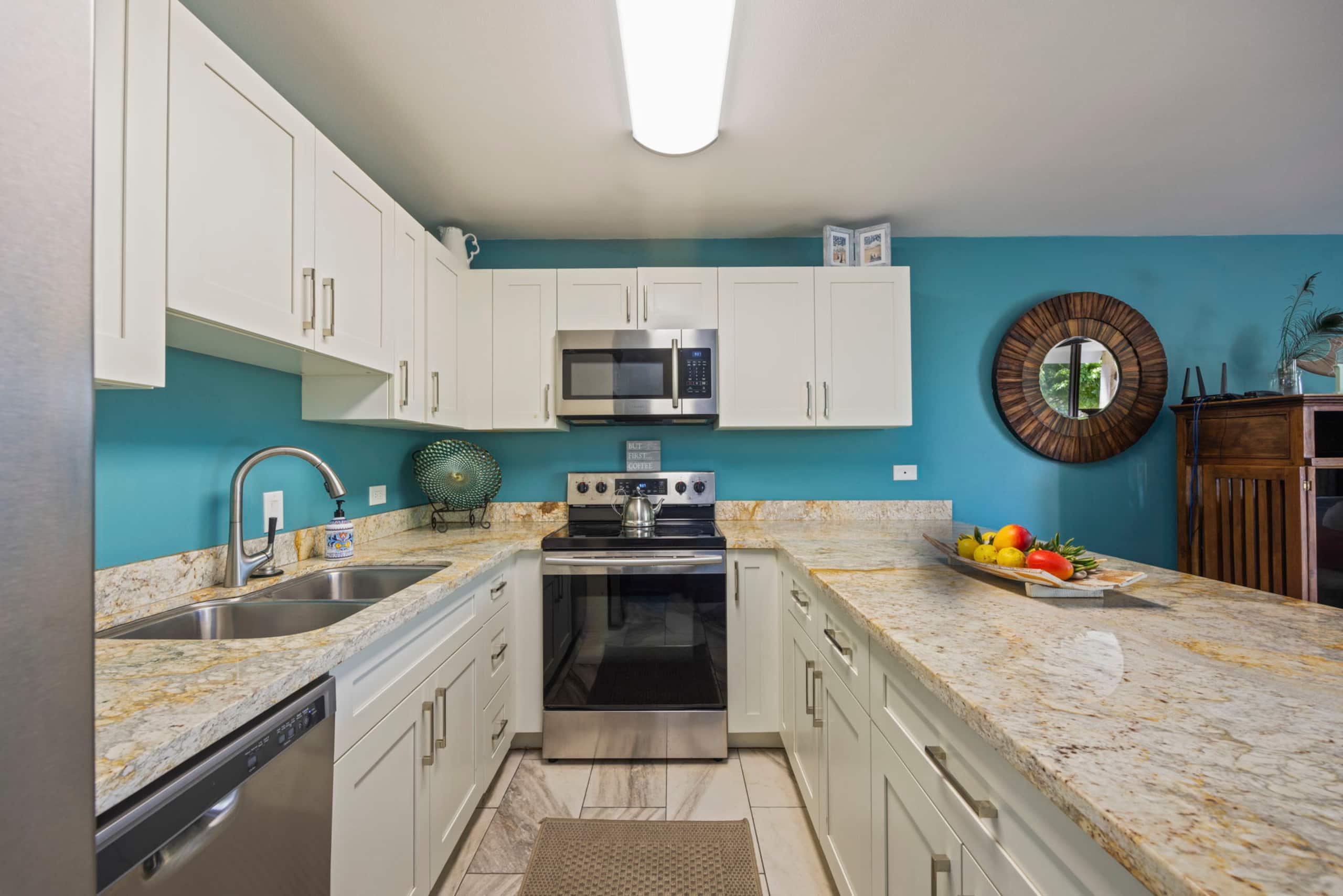 Condo in Kihei · ★4.74 · 1 bedroom · 2 beds · 1 bath - Image 11
