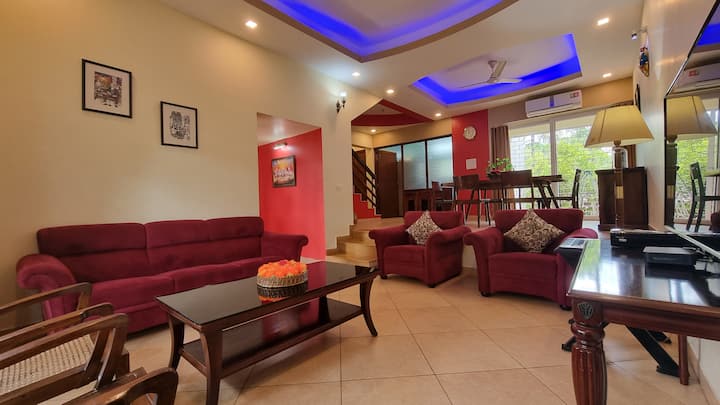 Living room 2 image 2
