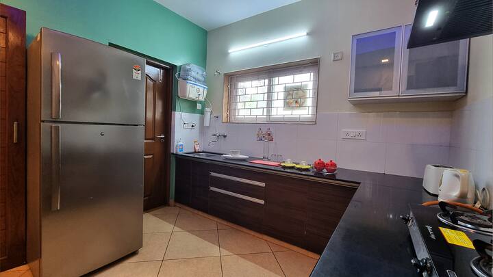 Full kitchen 1 image 2