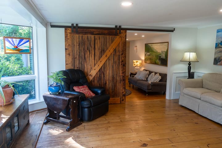 Eco-chic Sanctuary W/ River Access & Private Pool - Truro, MA