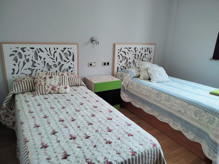 غرفة النوم 2