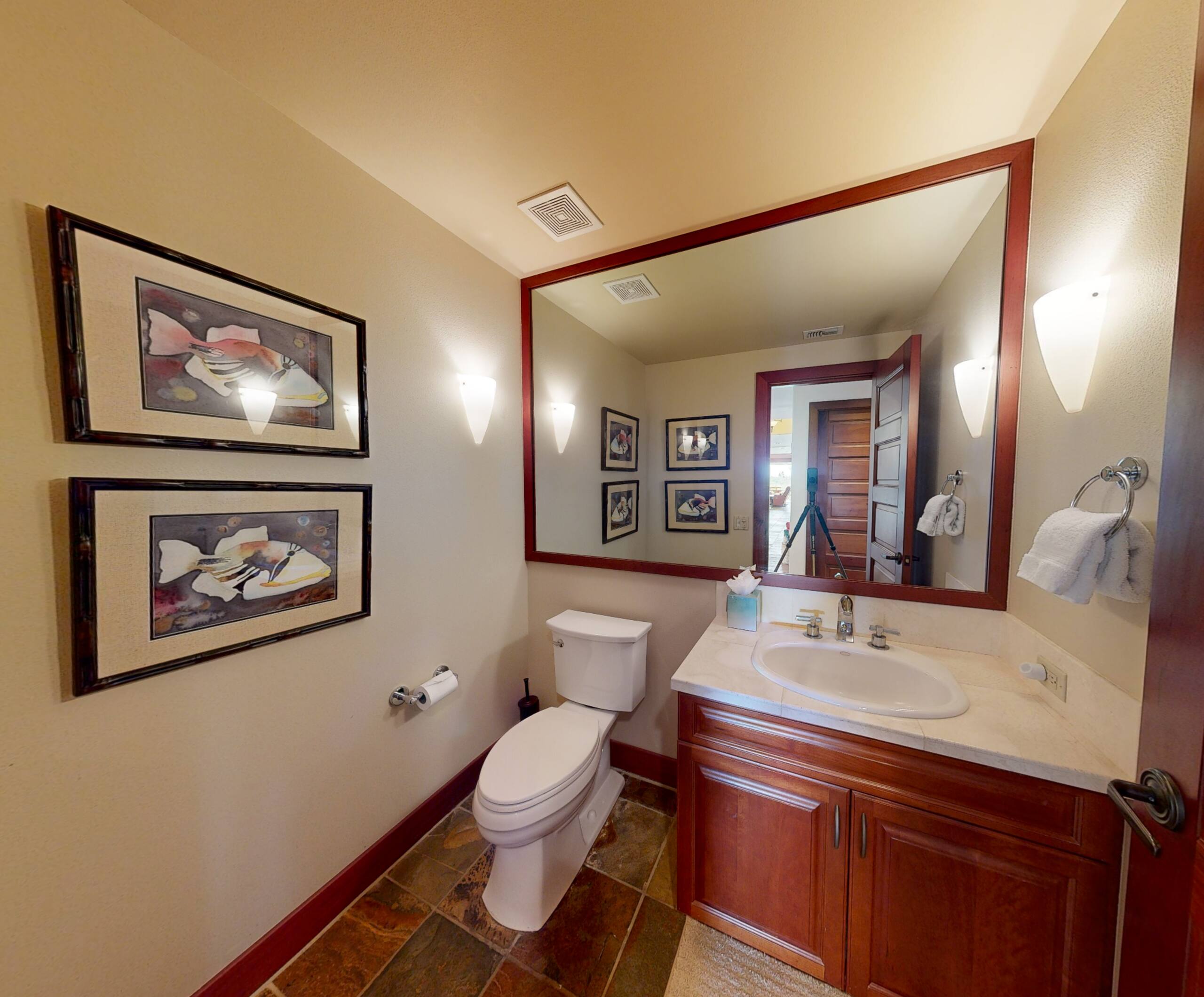 Home in Waimea · ★4.8 · 4 bedrooms · 8 beds · 3.5 baths - Image 5