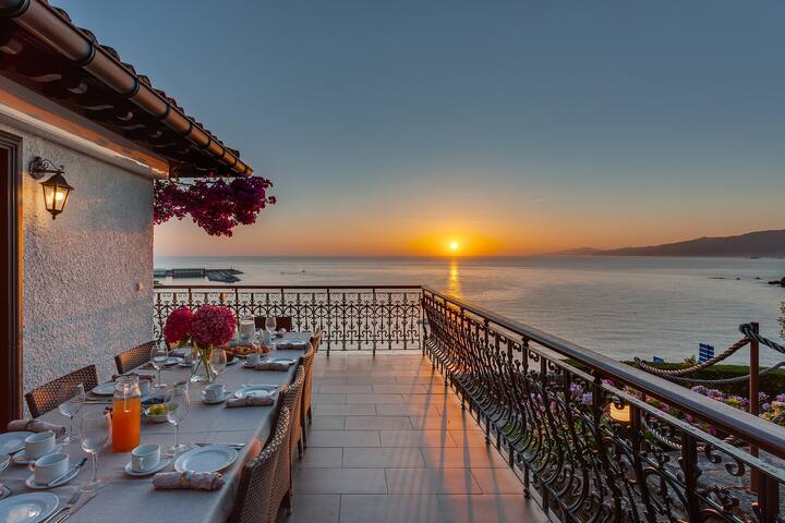 Magnificient Villa seafront San Sebastian gallery image 2