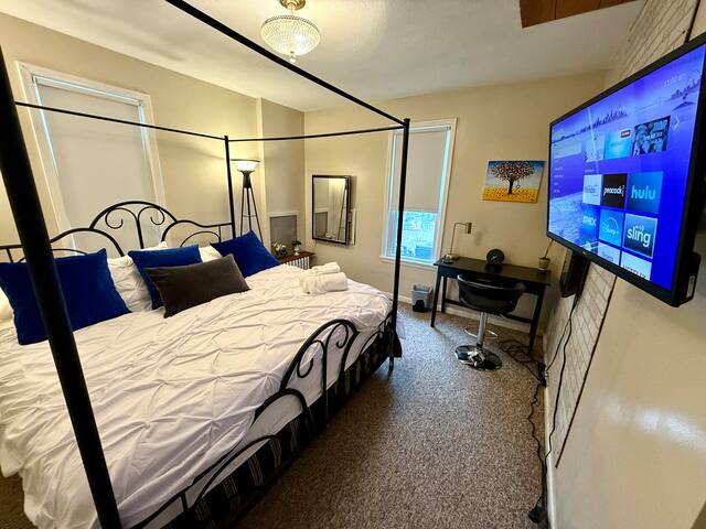 King Pleasant Mansion Sauna Cable Arcade PS4 by DT gallery image 3