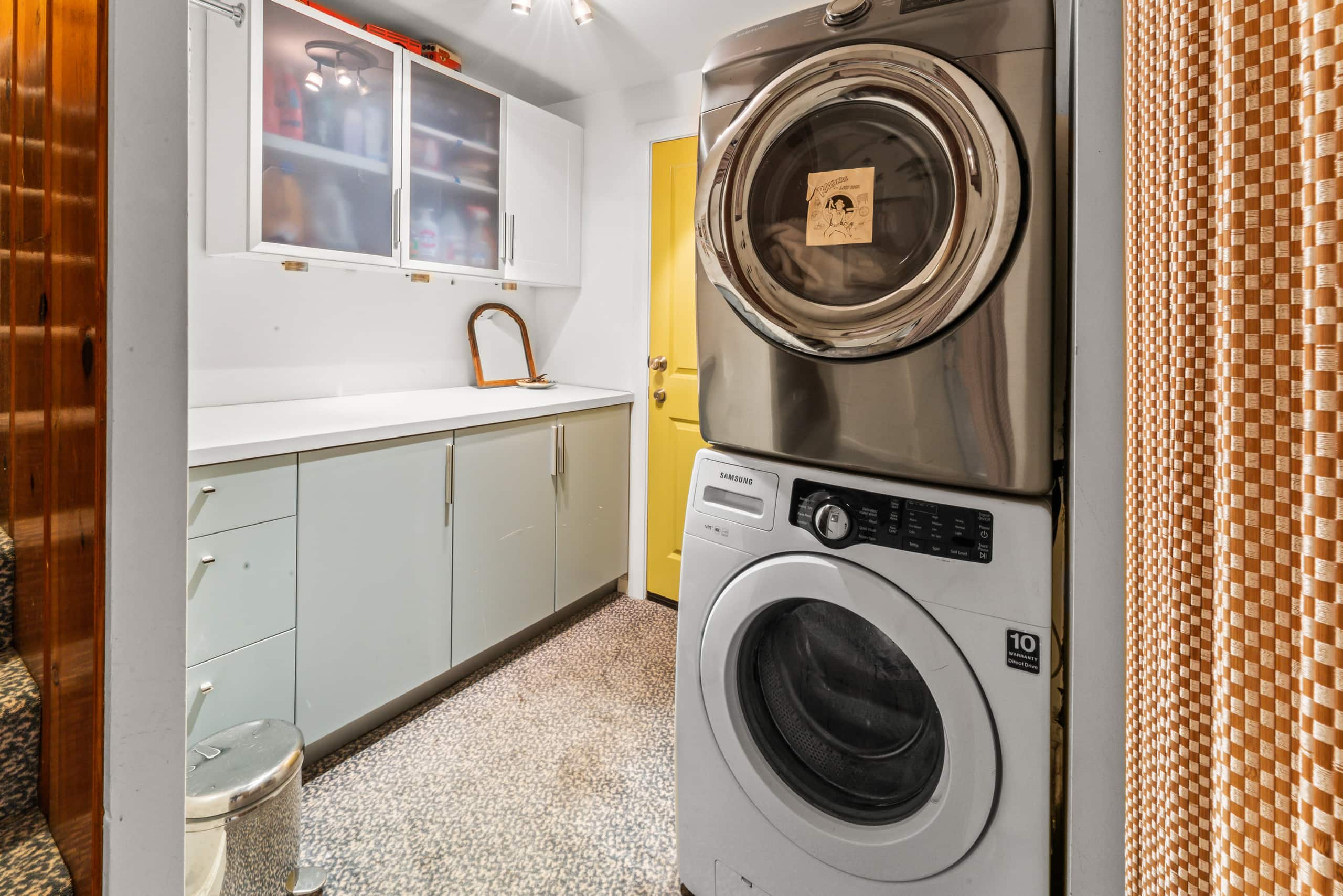 Stylish Garden Suite with a  dash of Vintage - Image 11