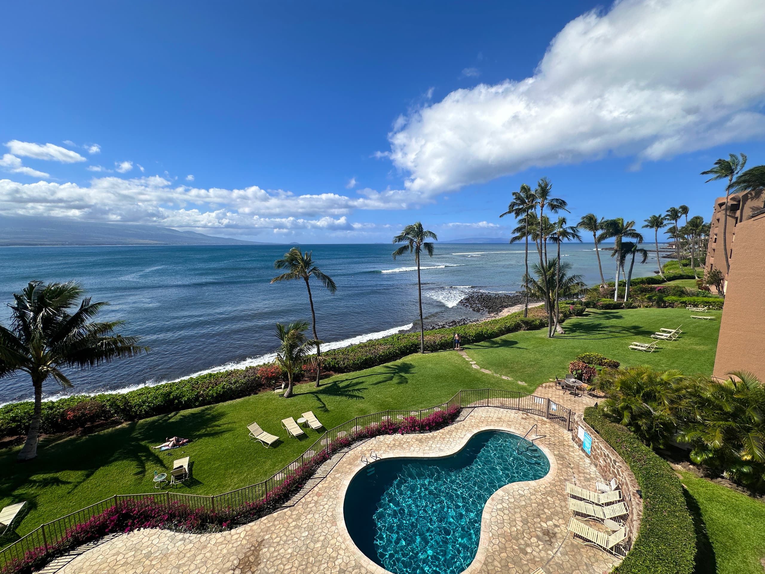 Condo in Wailuku · ★4.72 · 2 bedrooms · 2 beds · 2 baths - Image 27