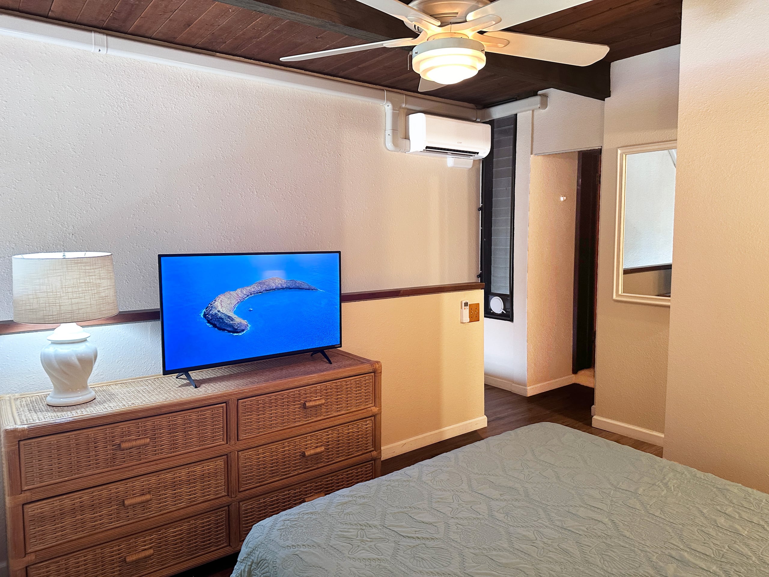 Condo in Wailuku · ★4.72 · 2 bedrooms · 2 beds · 2 baths - Image 14
