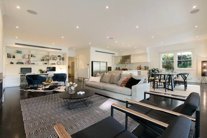 Inner City Resort gallery image 2