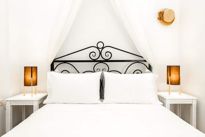 საძინებელი 1