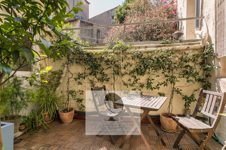 Centre Historique : Au Calme Avec Une Terrasse - Montpellier