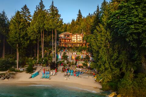 Sunshine coast  waterfront rental