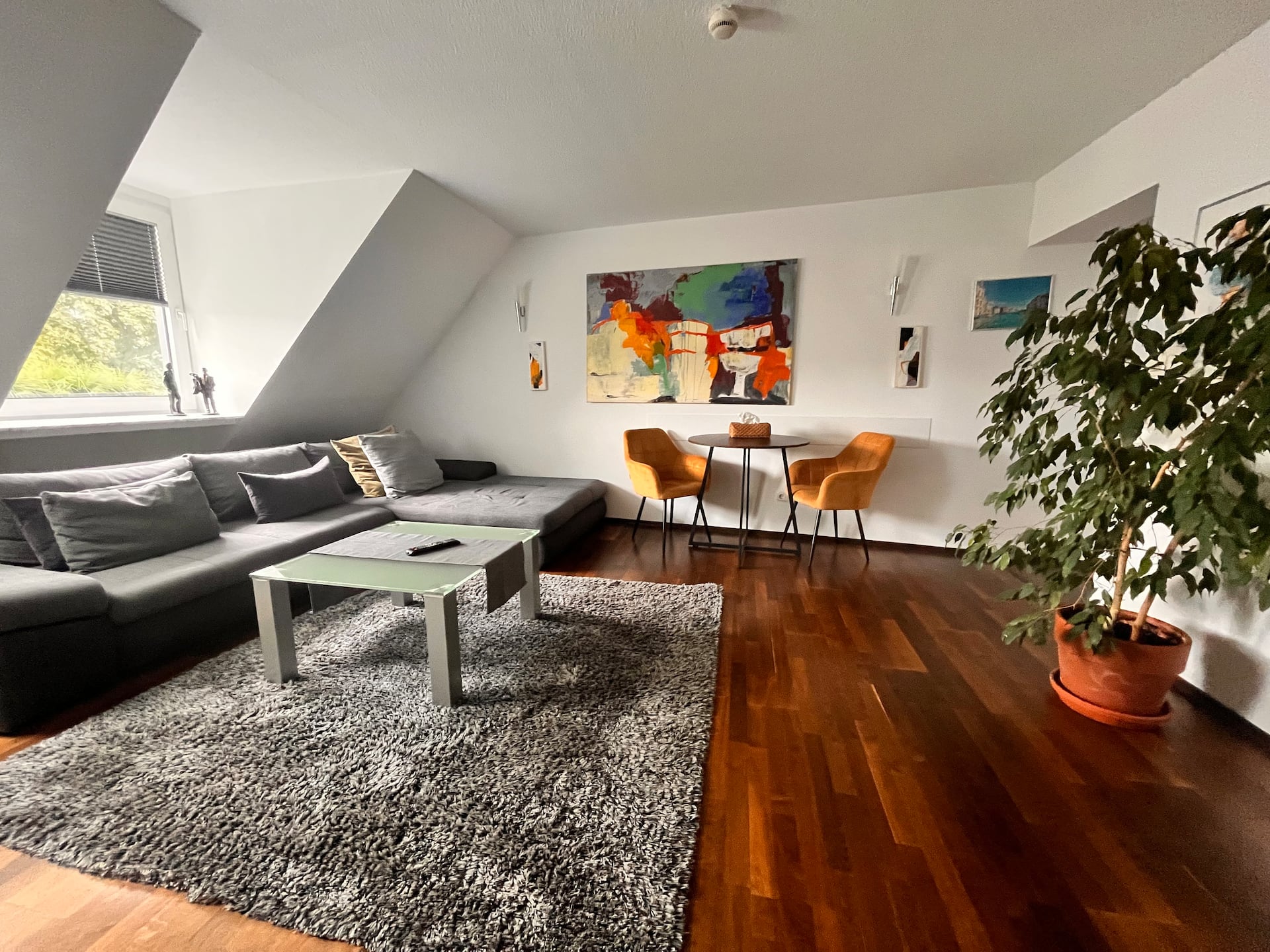 3-room apartment, 78 m², 2 bathrooms, 2 bedrooms