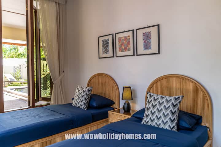 4-та спалня с две единични легла