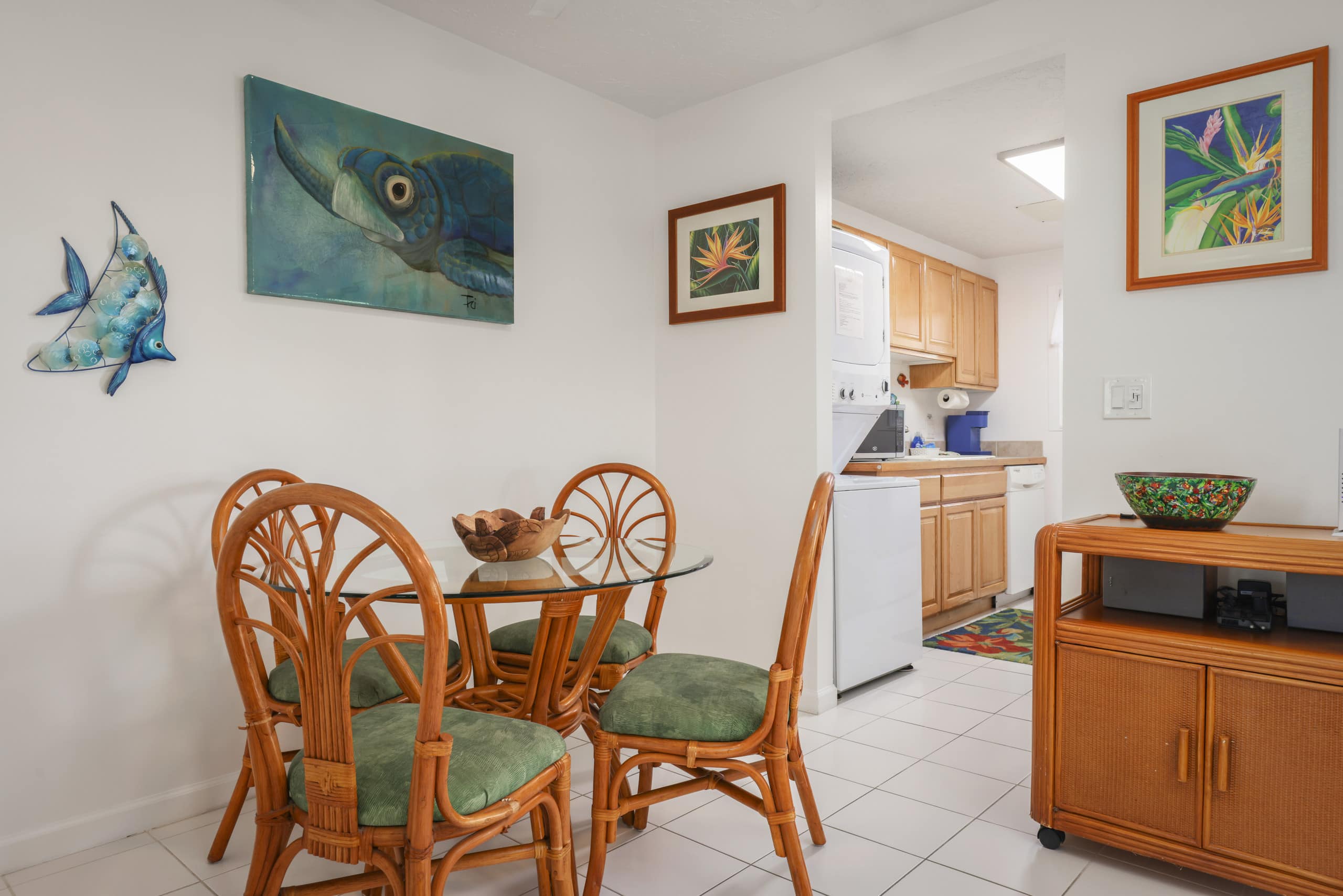 Townhouse in Kailua-Kona · ★4.68 · 2 bedrooms · 3 beds · 2 private baths - Image 8