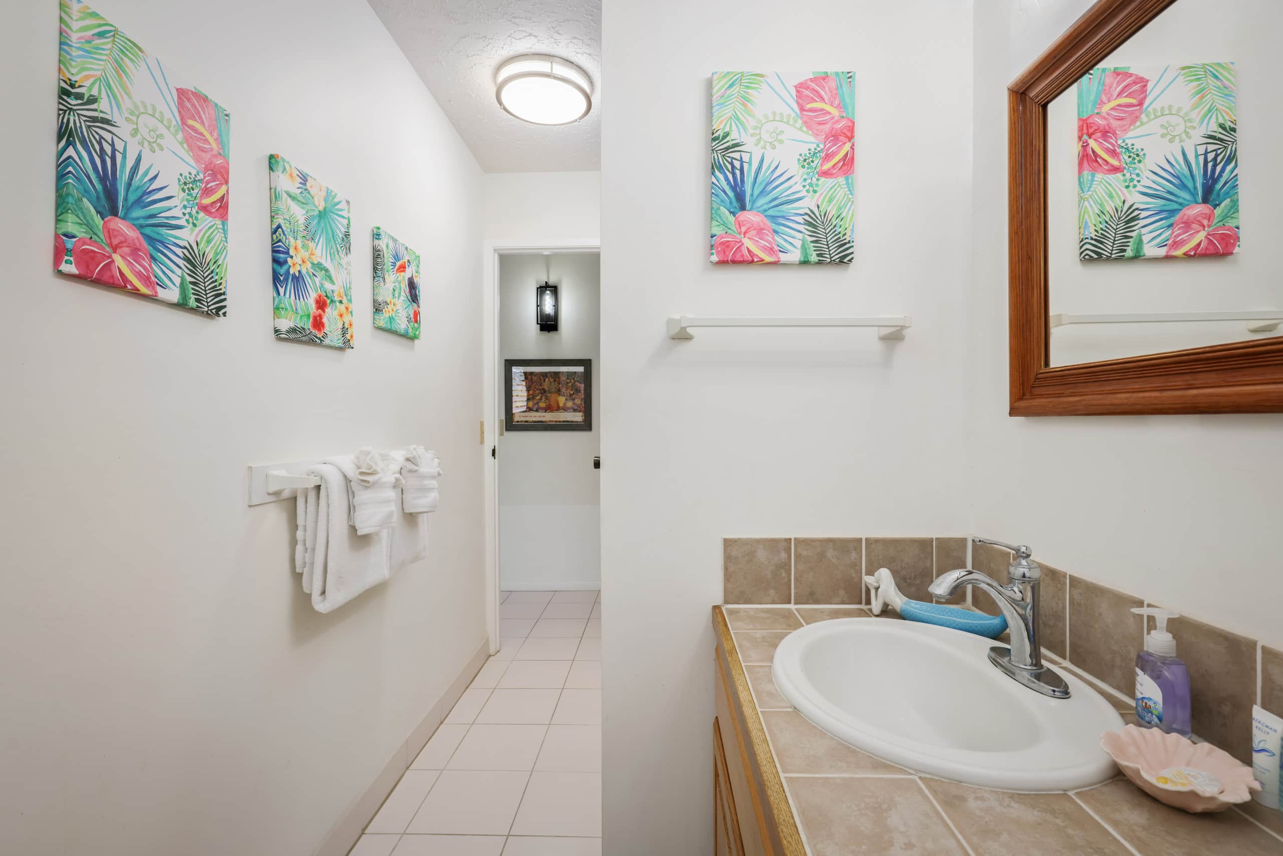 Townhouse in Kailua-Kona · ★4.68 · 2 bedrooms · 3 beds · 2 private baths - Image 17