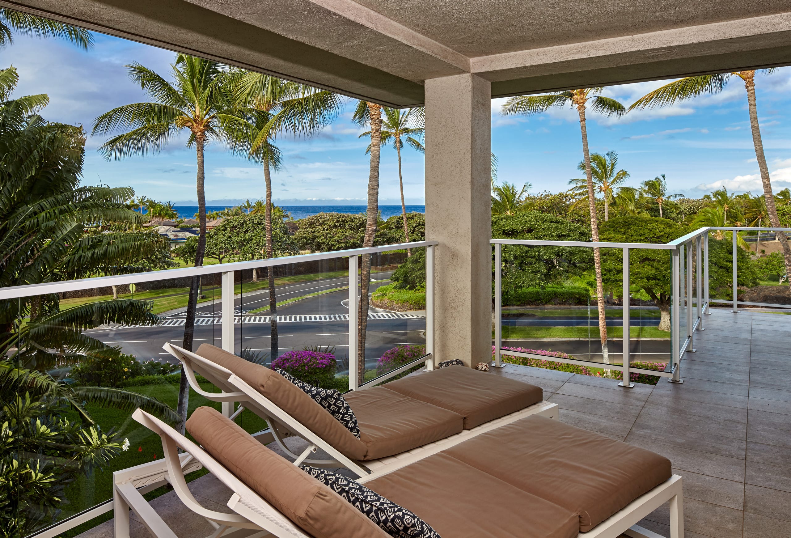 Vista Waikoloa A301 Oceanview Condo, Bright, Chic - Photo 17