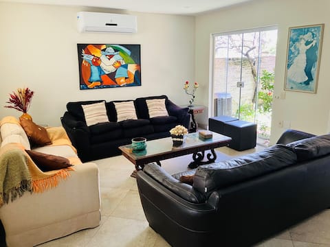 Airbnb em destaque: AMAZING HOUSE AT BARRA DA TIJUCA em Barra Da Tijuca