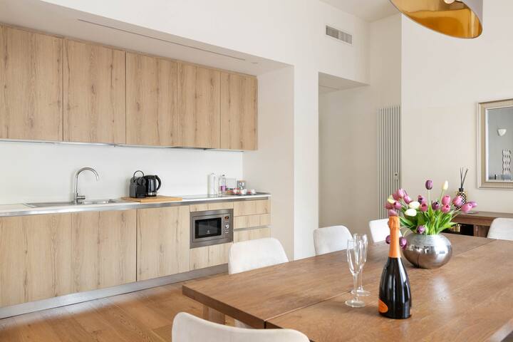 Wonderful apartment a few steps from Duomo gallery image 4