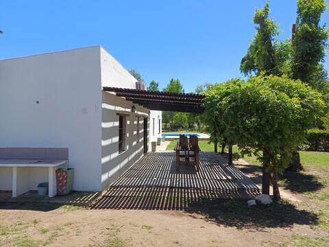 Country house with pool and park - El Trapiche