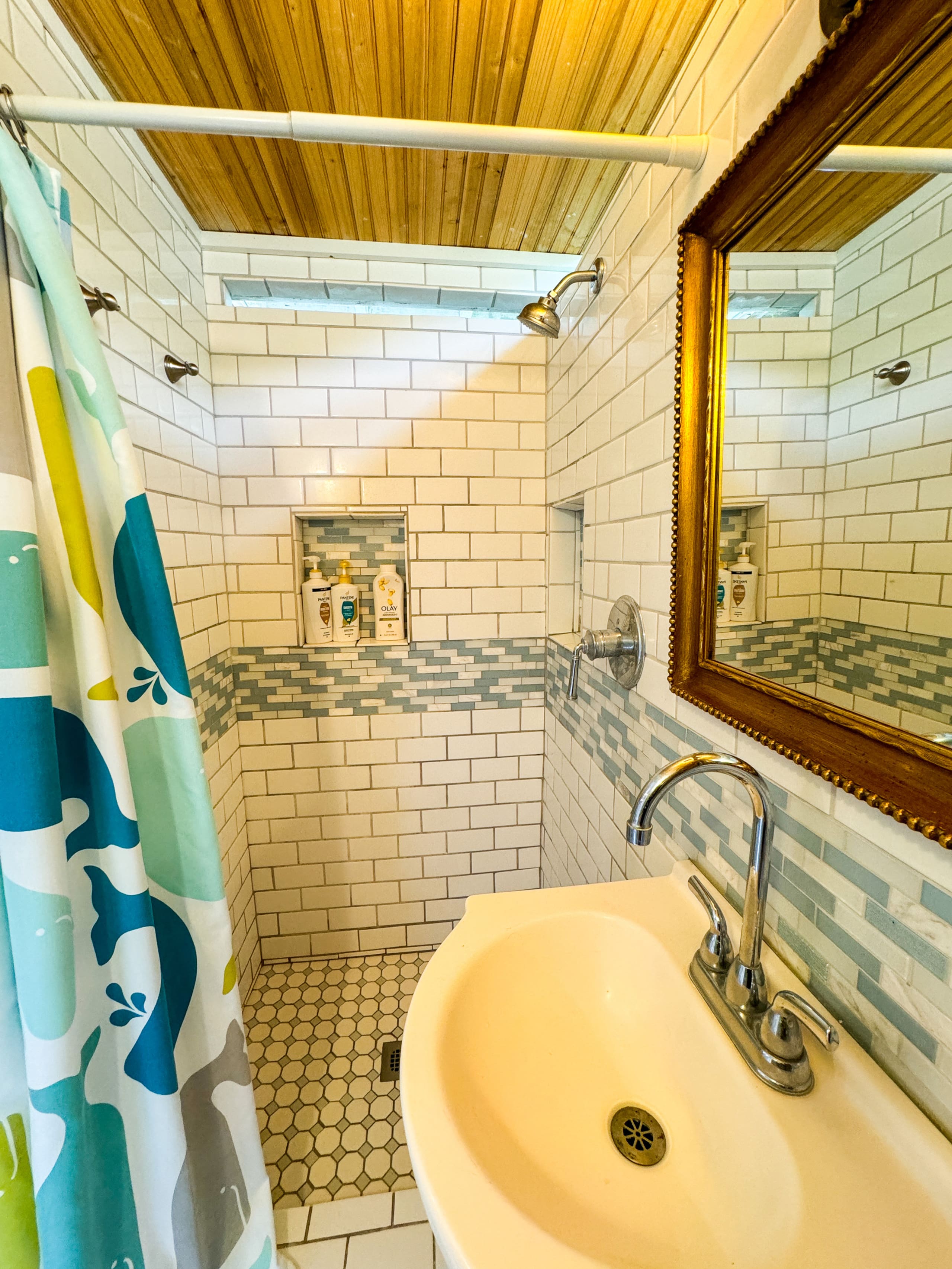 Home in Kailua-Kona · ★4.97 · 1 bedroom · 1 bed · 1 bath - Image 15