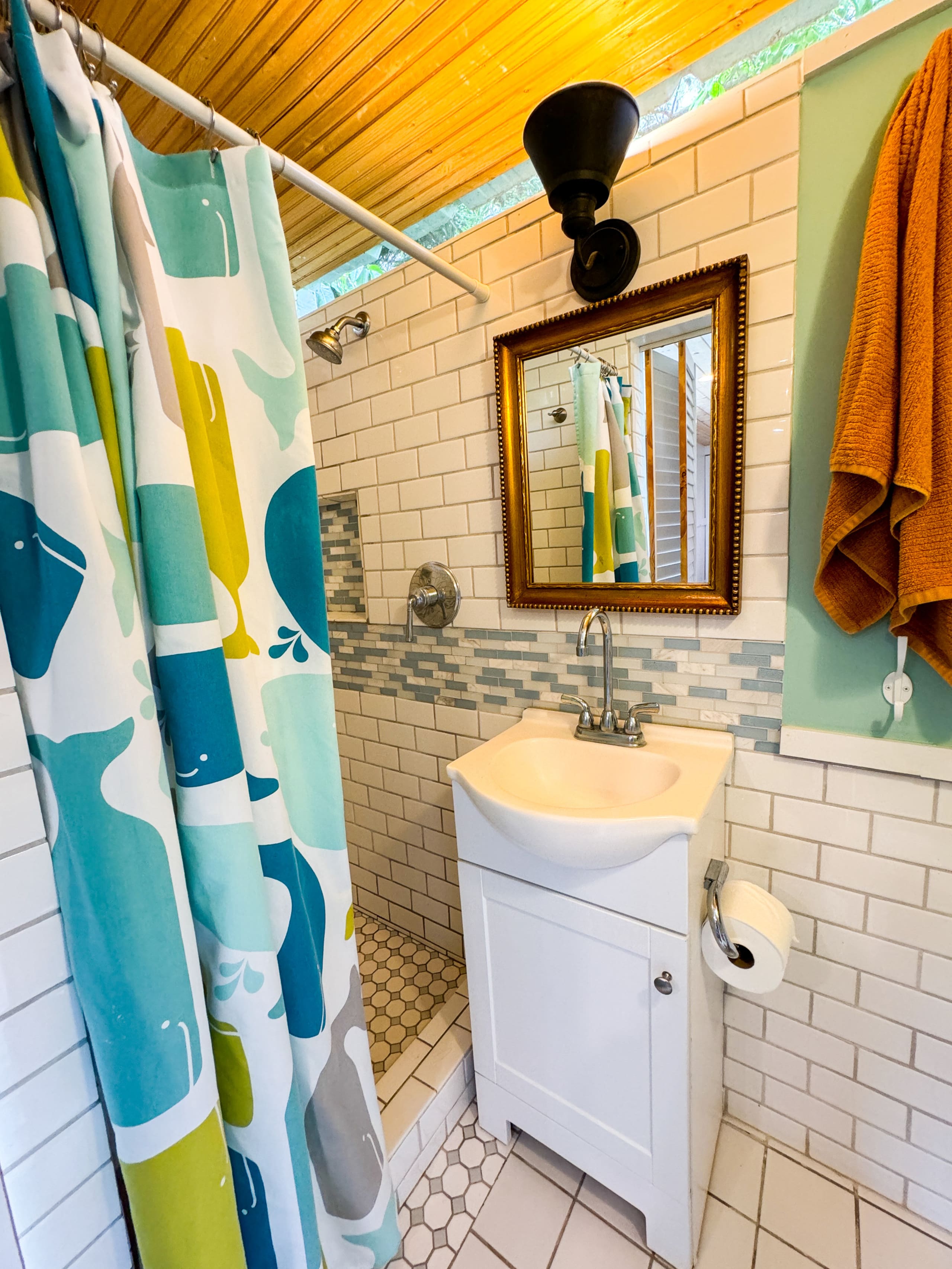 Home in Kailua-Kona · ★4.97 · 1 bedroom · 1 bed · 1 bath - Image 16