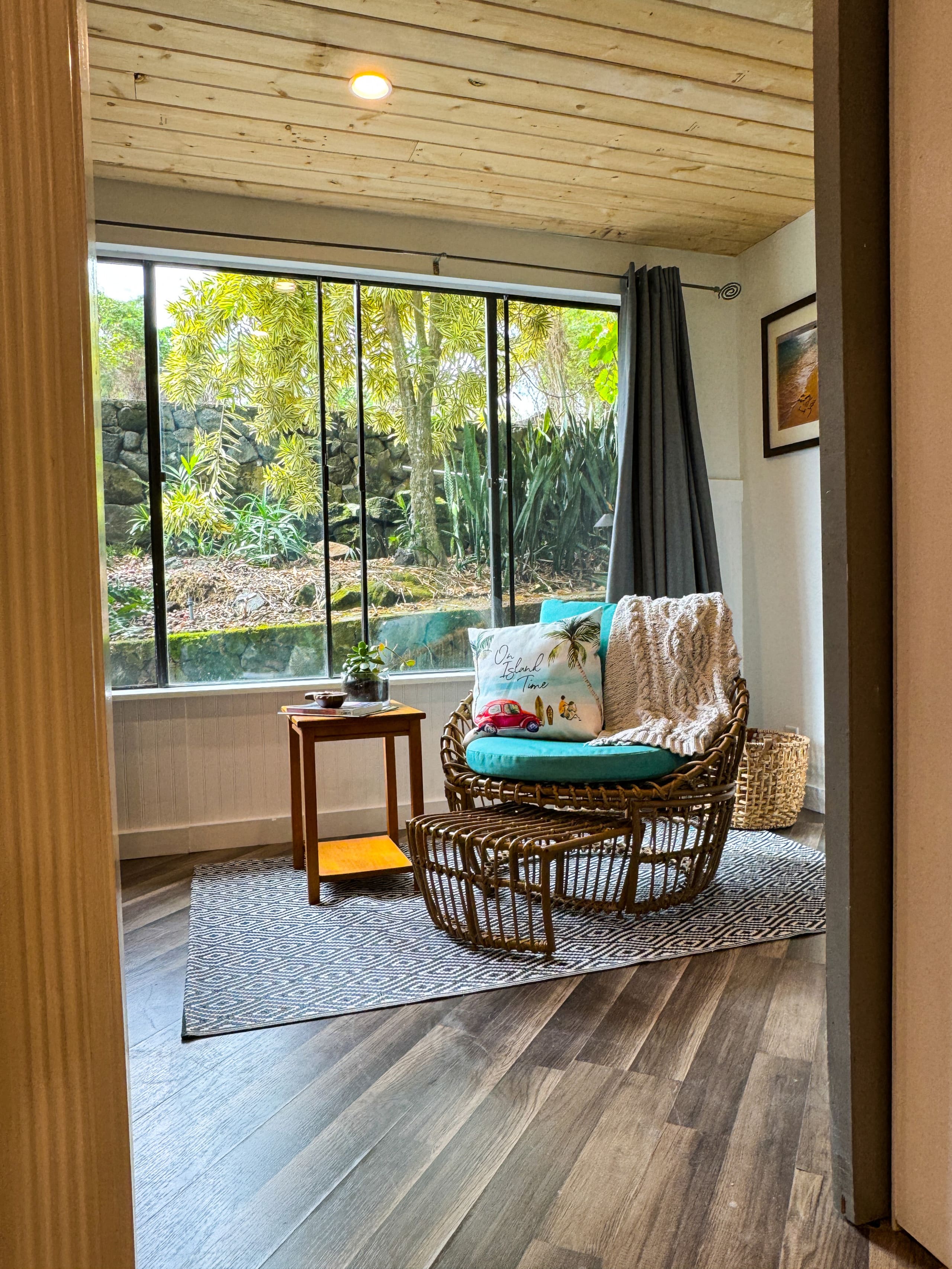 Home in Kailua-Kona · ★4.97 · 1 bedroom · 1 bed · 1 bath - Image 11