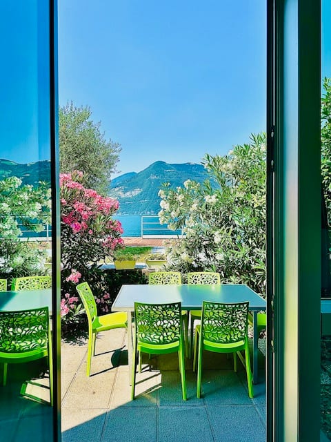 Frontlake Cristall Loft