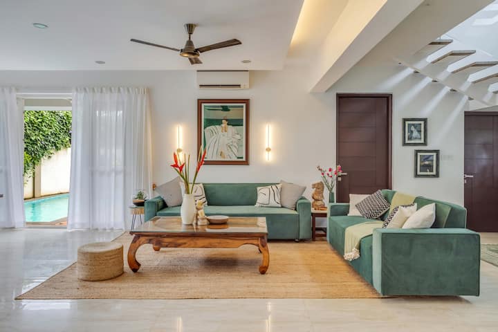 Living room 1 image 2