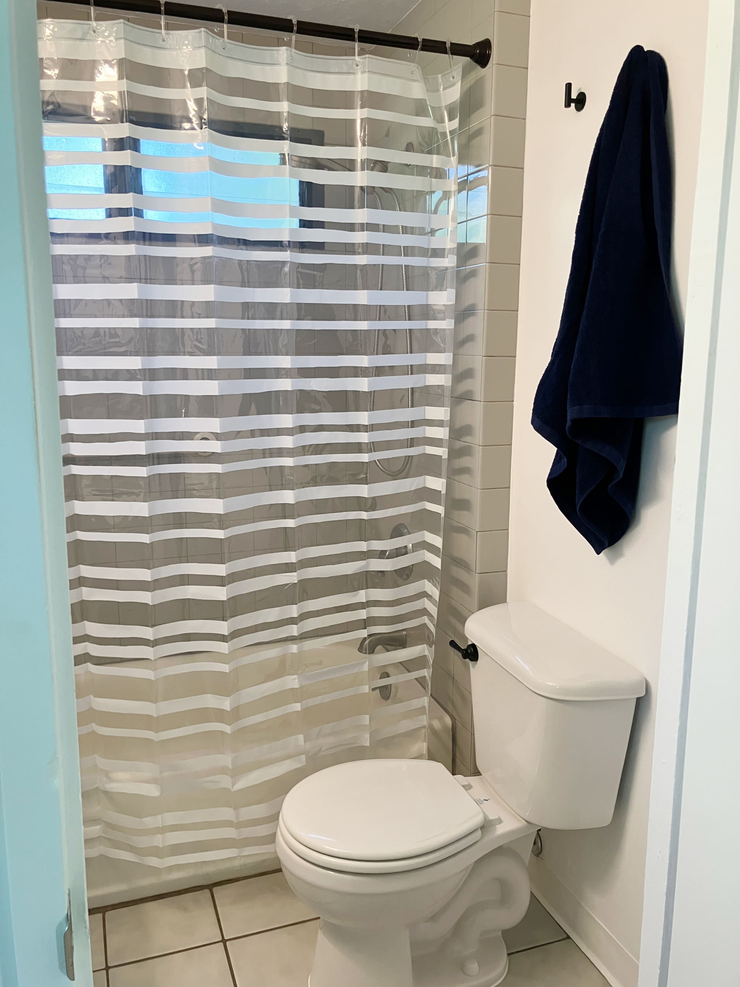 Cozy Beach Cottage, Kihei - One Block to the Beach - Image 18
