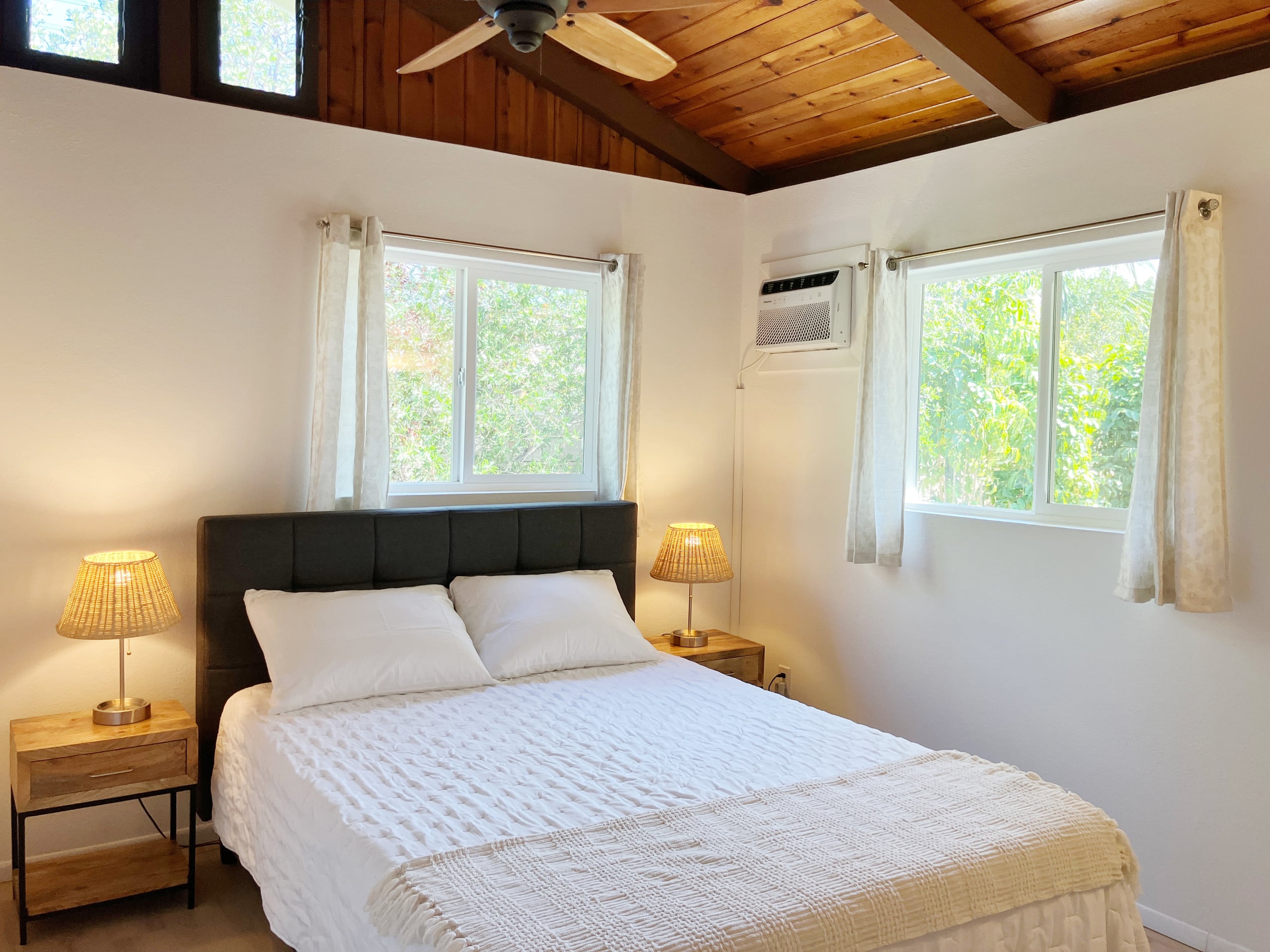 Cozy Beach Cottage, Kihei - One Block to the Beach - Image 11