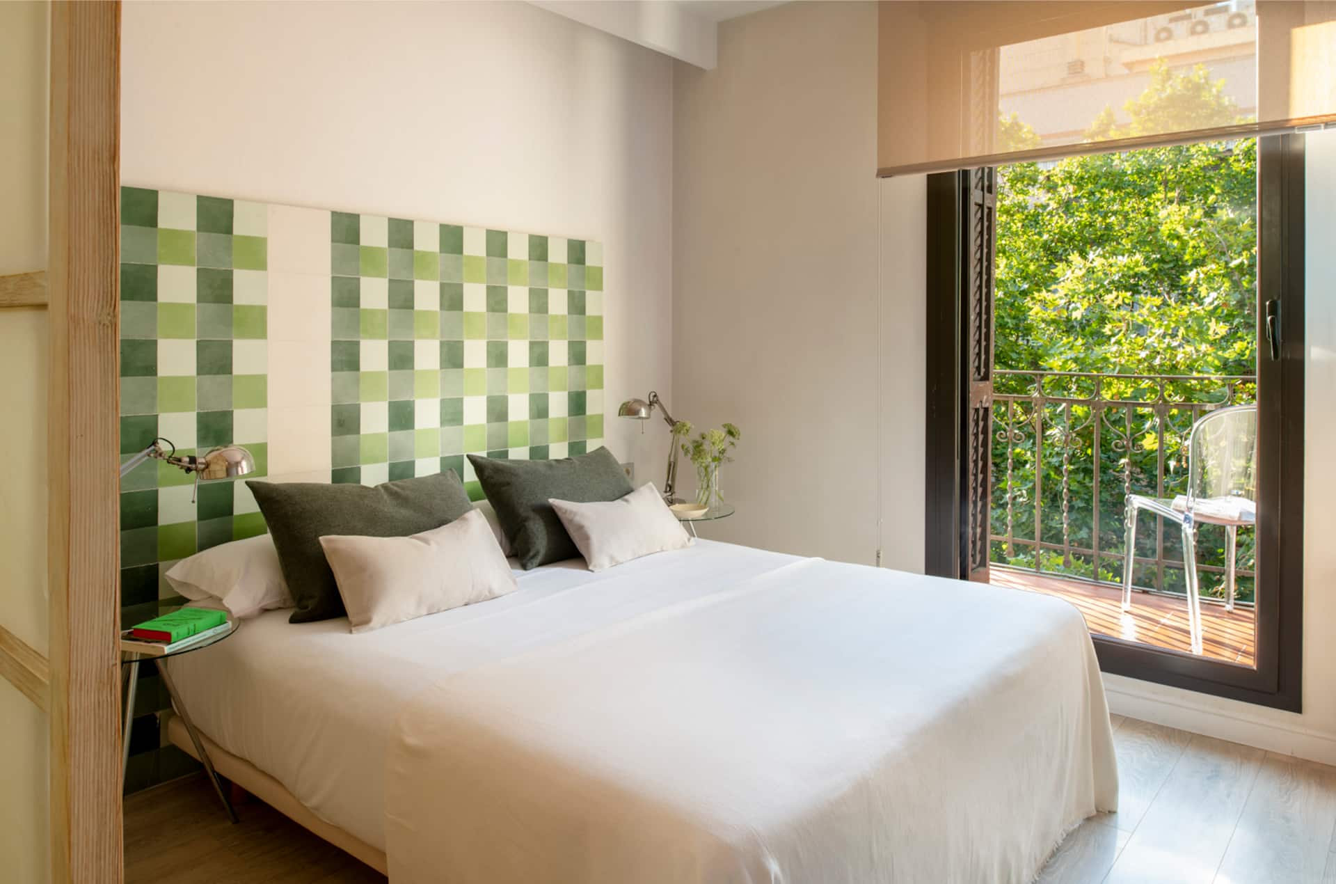 Designer Apartment by Eric Vökel Sagrada Familia