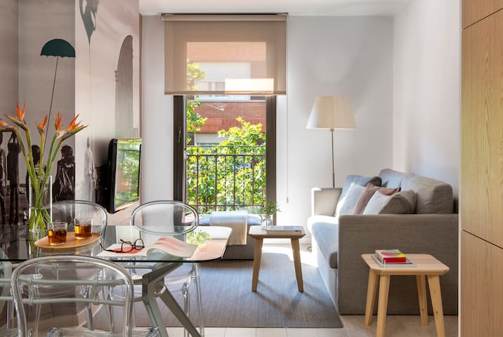 Nordic-Designed Apartment near Sagrada Familia