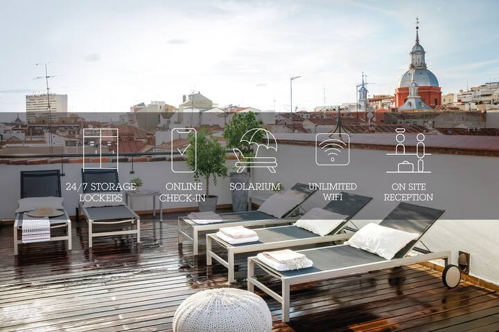 Central, Trendy-Designed Apartment by Eric Vökel gallery image 3