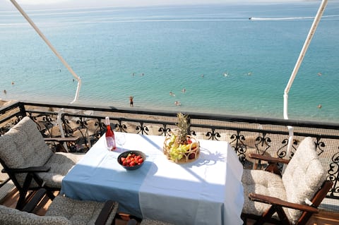 Top Airbnb: Amazing condo by the beach in δήμος λουτρακίου περαχώρας αγίων θεοδώρων