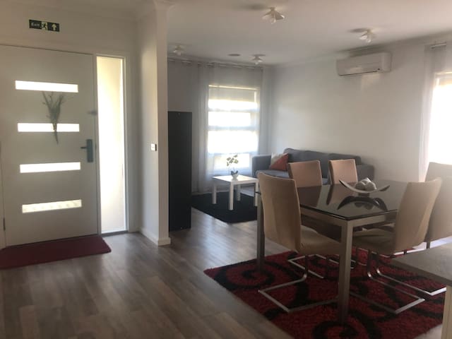 Serenity 9 – Whole gallery image 3