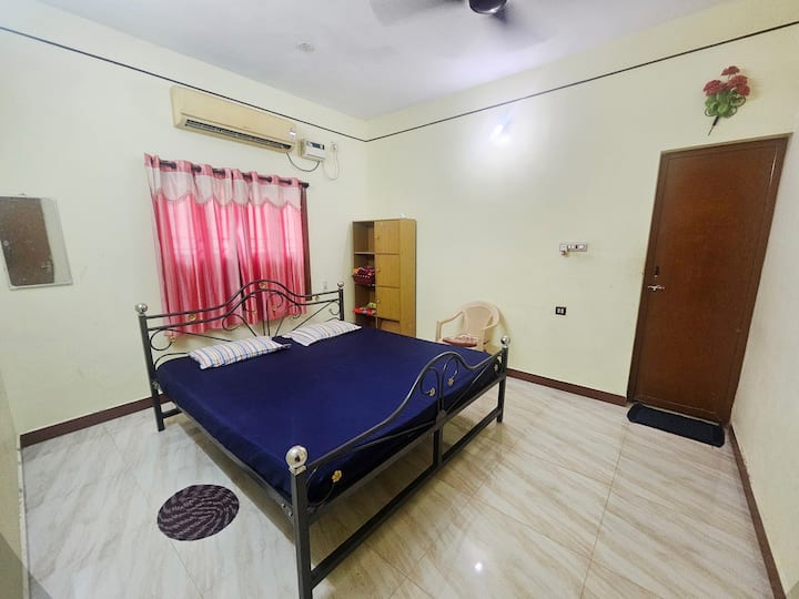 غرفة النوم 1