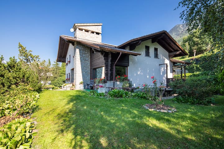 Listing in Valle D'Aosta/Vallée D'Aoste (Province)