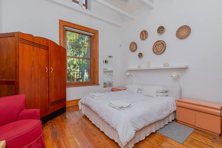 Secluded Getaway+Pool – Great for Couples/Families gallery image 5