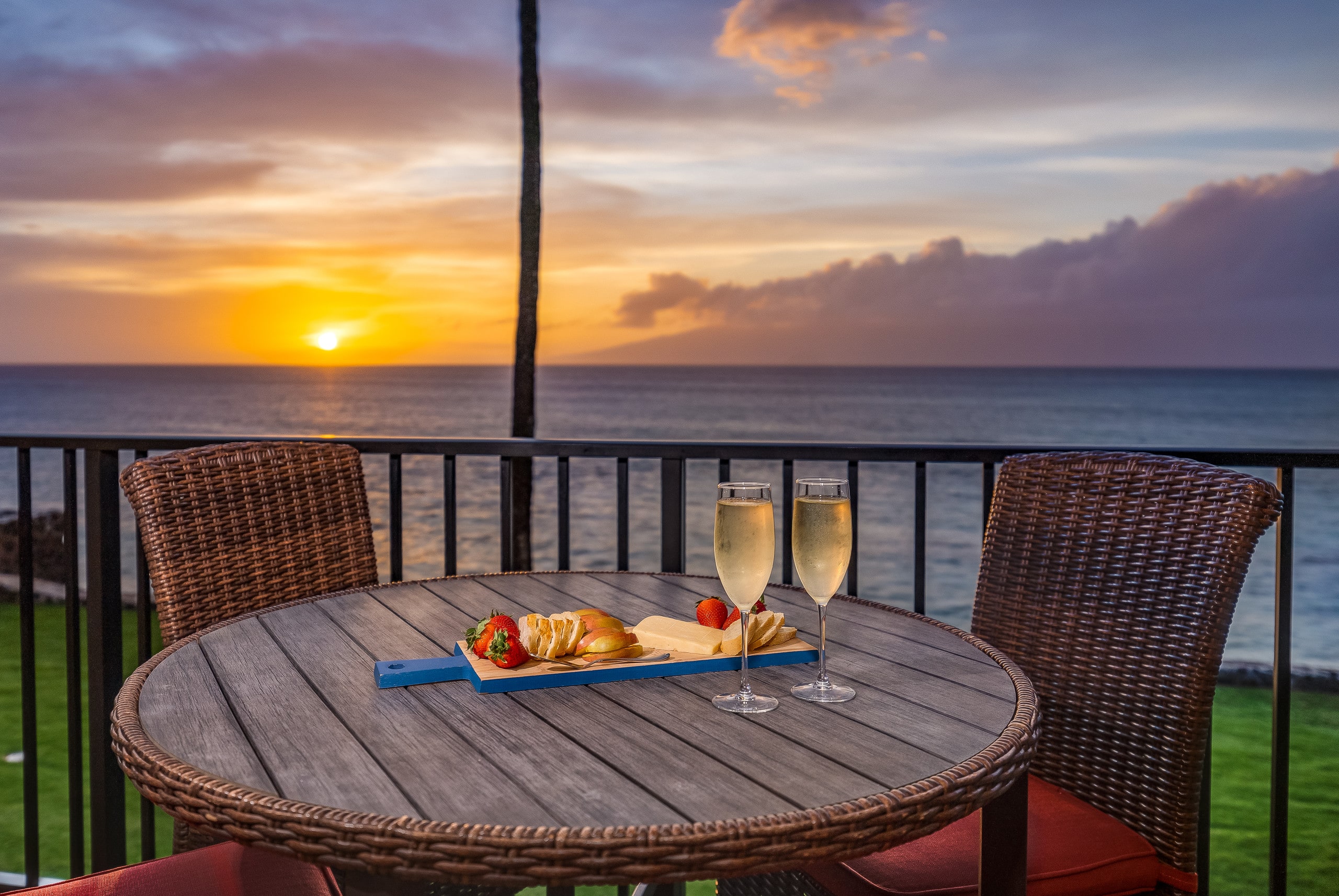 Condo in Lahaina · ★4.97 · 1 bedroom · 1 bed · 1 bath - Image 7