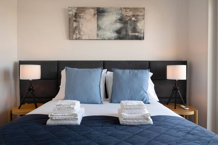 Poveiros Terrace – 3BR Downtown apartment w/AC gallery image 3