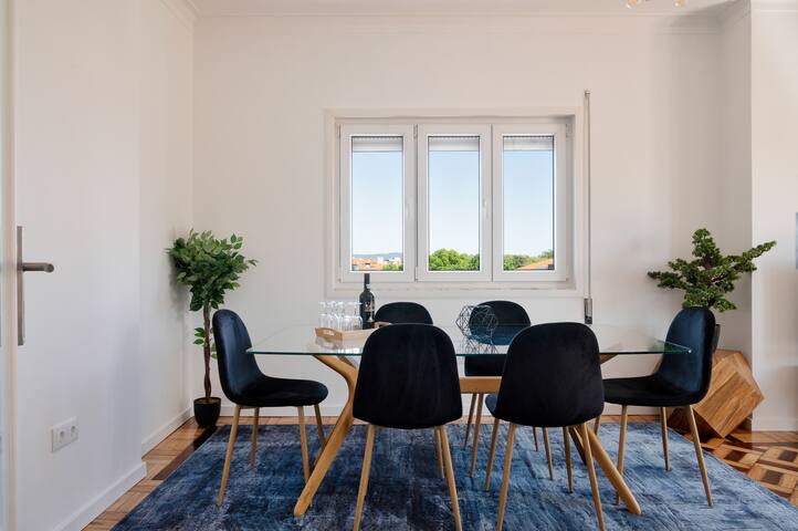 Poveiros Terrace – 3BR Downtown apartment w/AC gallery image 4