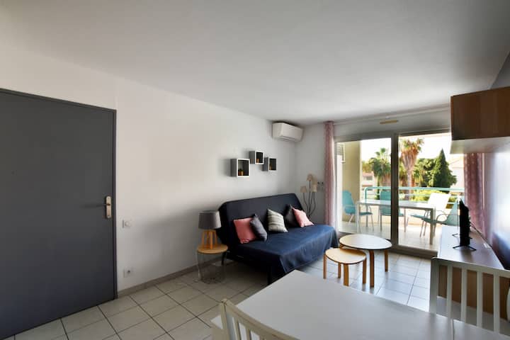 F2 à Port Frejus, Plage, Piscine Sur Place - Fréjus