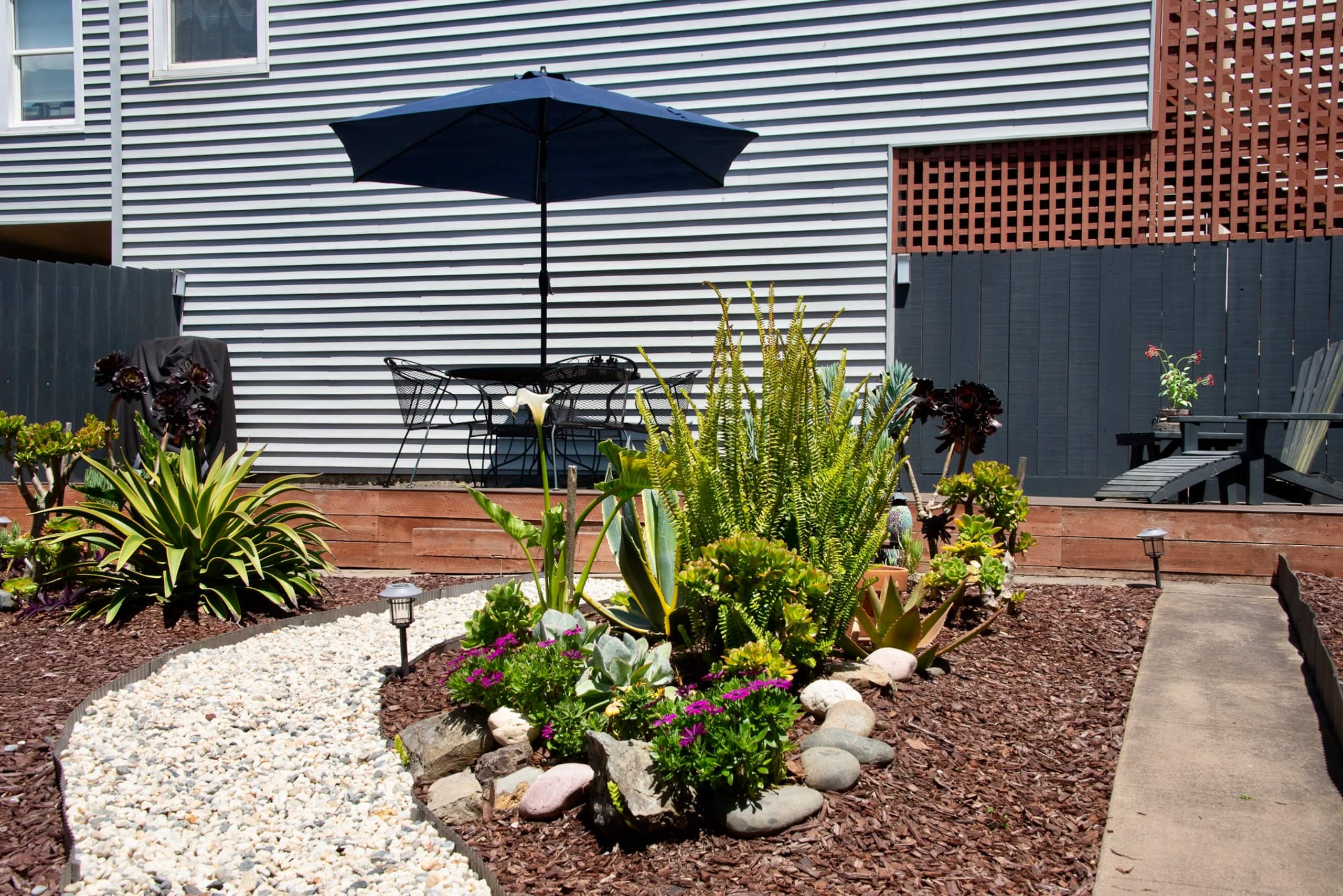 Home in San Francisco · ★4.99 · 2 bedrooms · 2 beds · 1.5 baths - Image 38