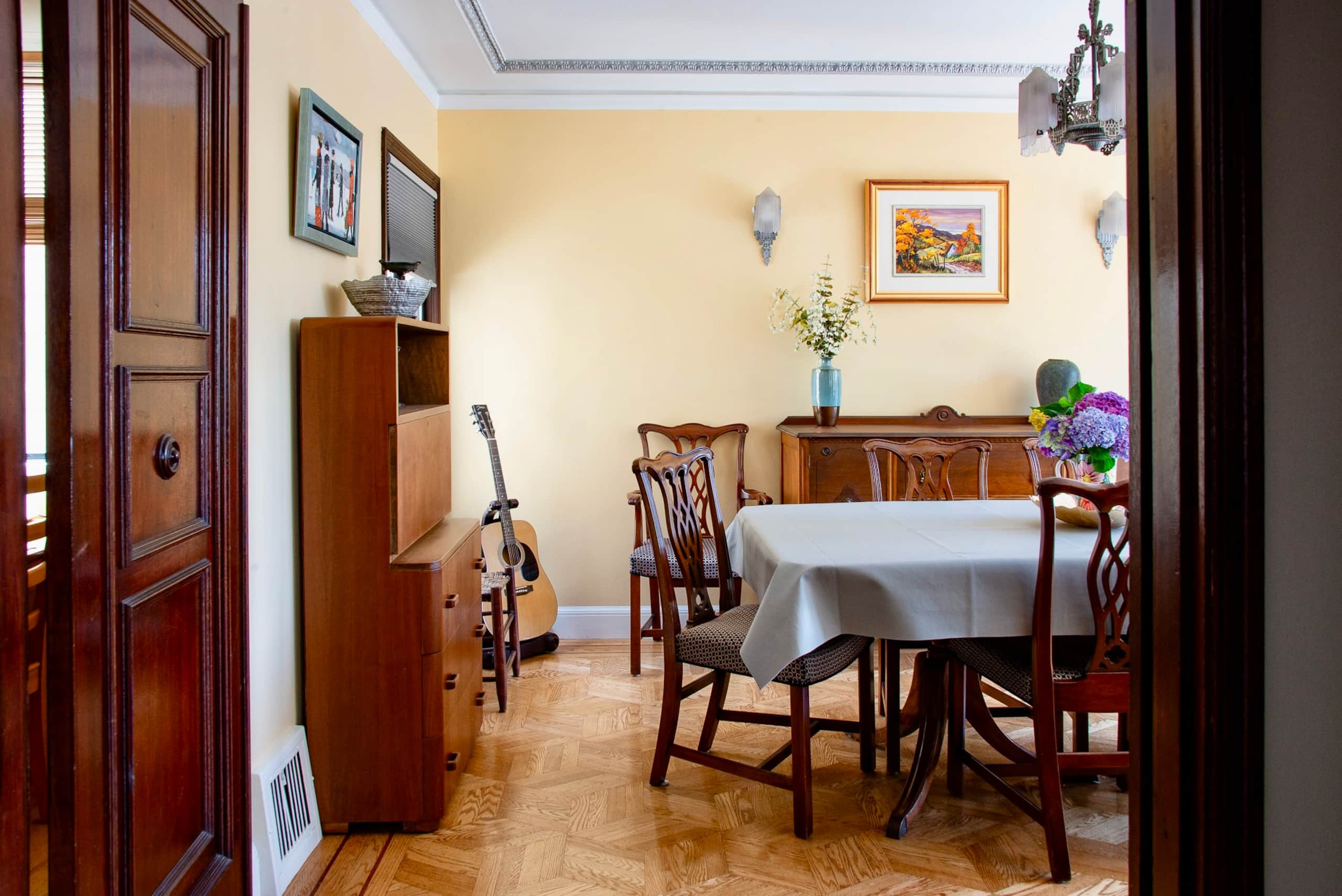 Home in San Francisco · ★4.99 · 2 bedrooms · 2 beds · 1.5 baths - Image 19