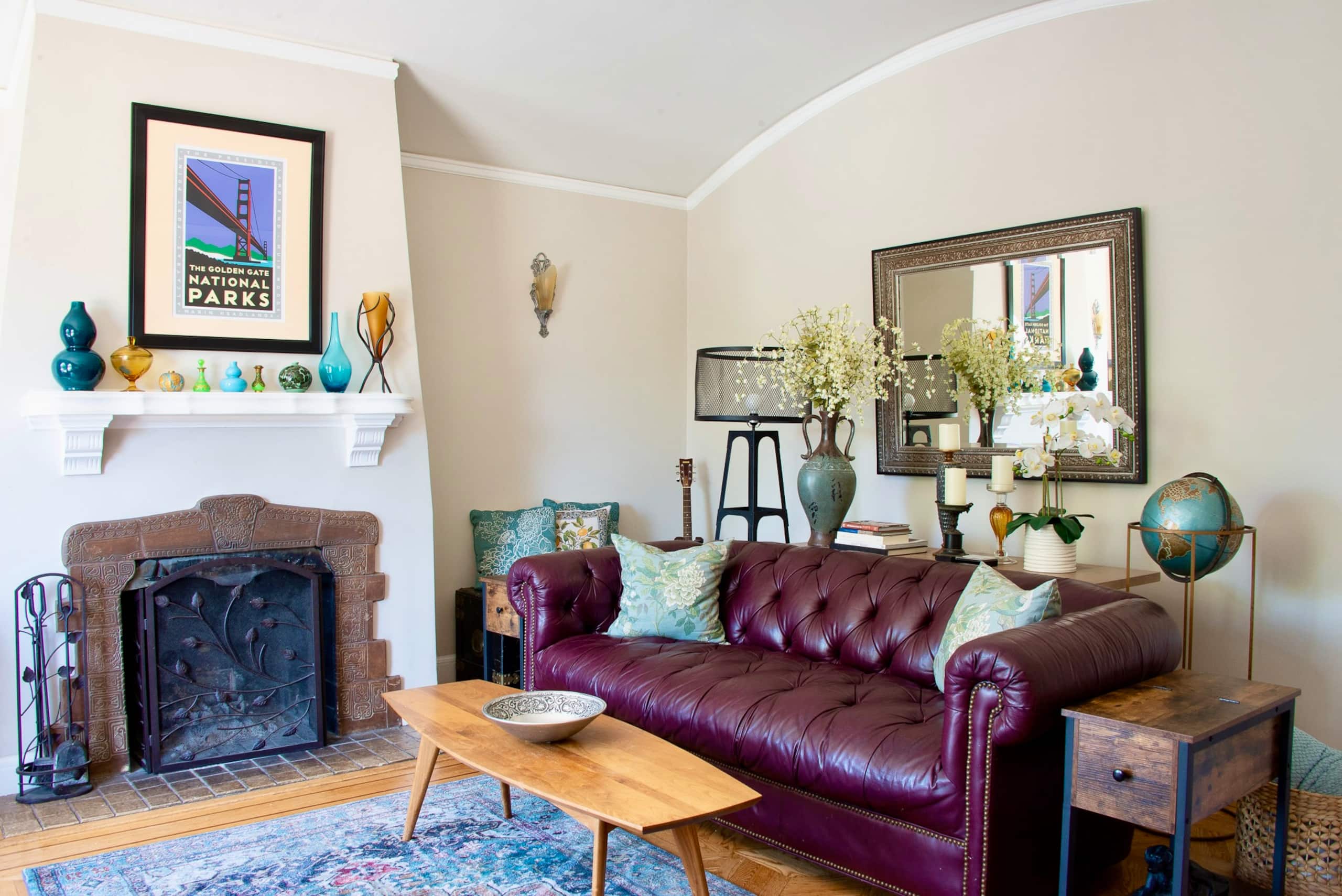 Home in San Francisco · ★4.99 · 2 bedrooms · 2 beds · 1.5 baths - Image 4