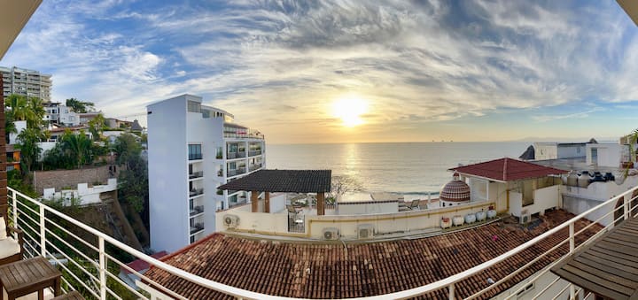 Amapas 353 | Gorgeous OceanView | Rooftop Pool+Gym - Condominiums