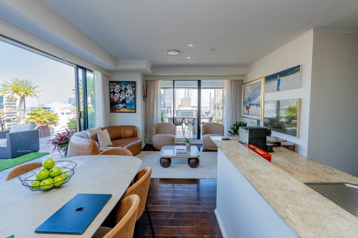 Successful Airbnb property: Penthouse Living in the Heart of Surry Hills in Surry Hills