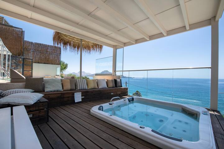 Fotinari Villa II -High quality above a cozy beach gallery image 4