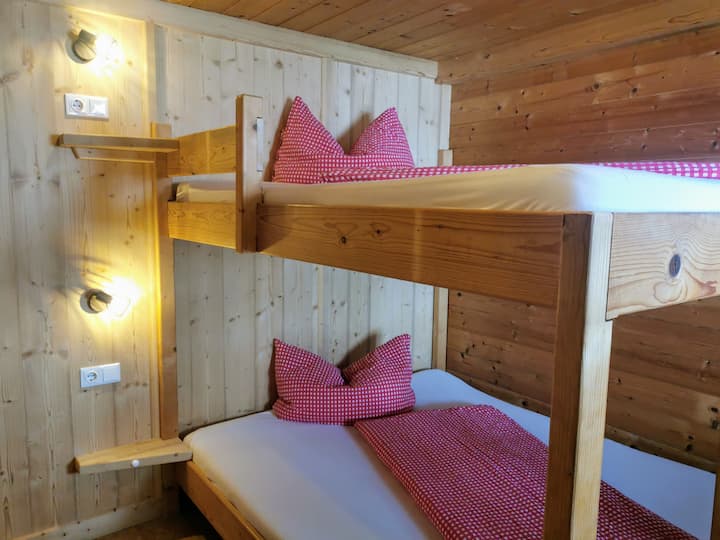 Spálňa 1
